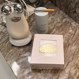 NuFace White and Silver Skincare Device with LED Attachment
